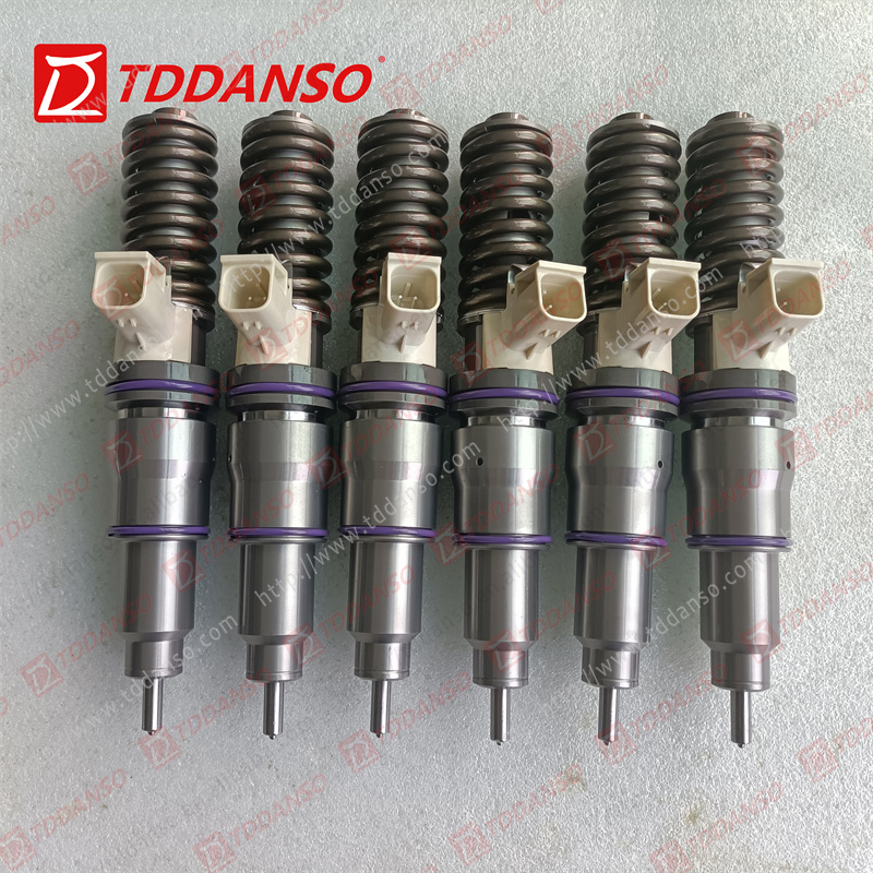 VOLVO Fuel Injector 21914027 21812033 21695036 21652515 BEBE4P01003 21914027 BEBE4P00001